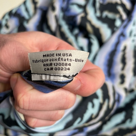 Tucker Watercolor Print Silk Midi Dress Women’s Size Small - Picture 9 of 9